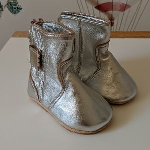 Easy Peasy silver booties